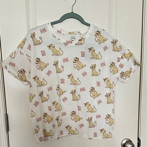 NWT Disney Lion King White and Brown Graphic T-Shirt ( Size L )